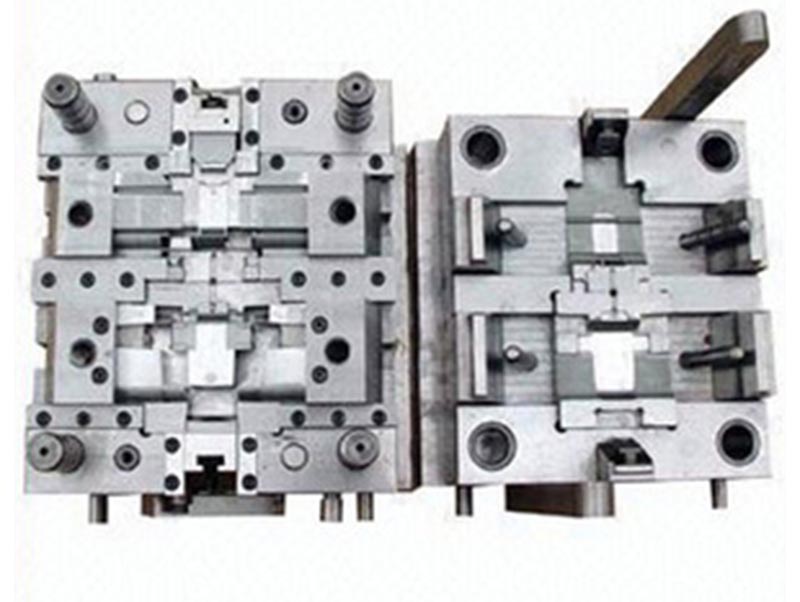 源城精密塑料模-07
